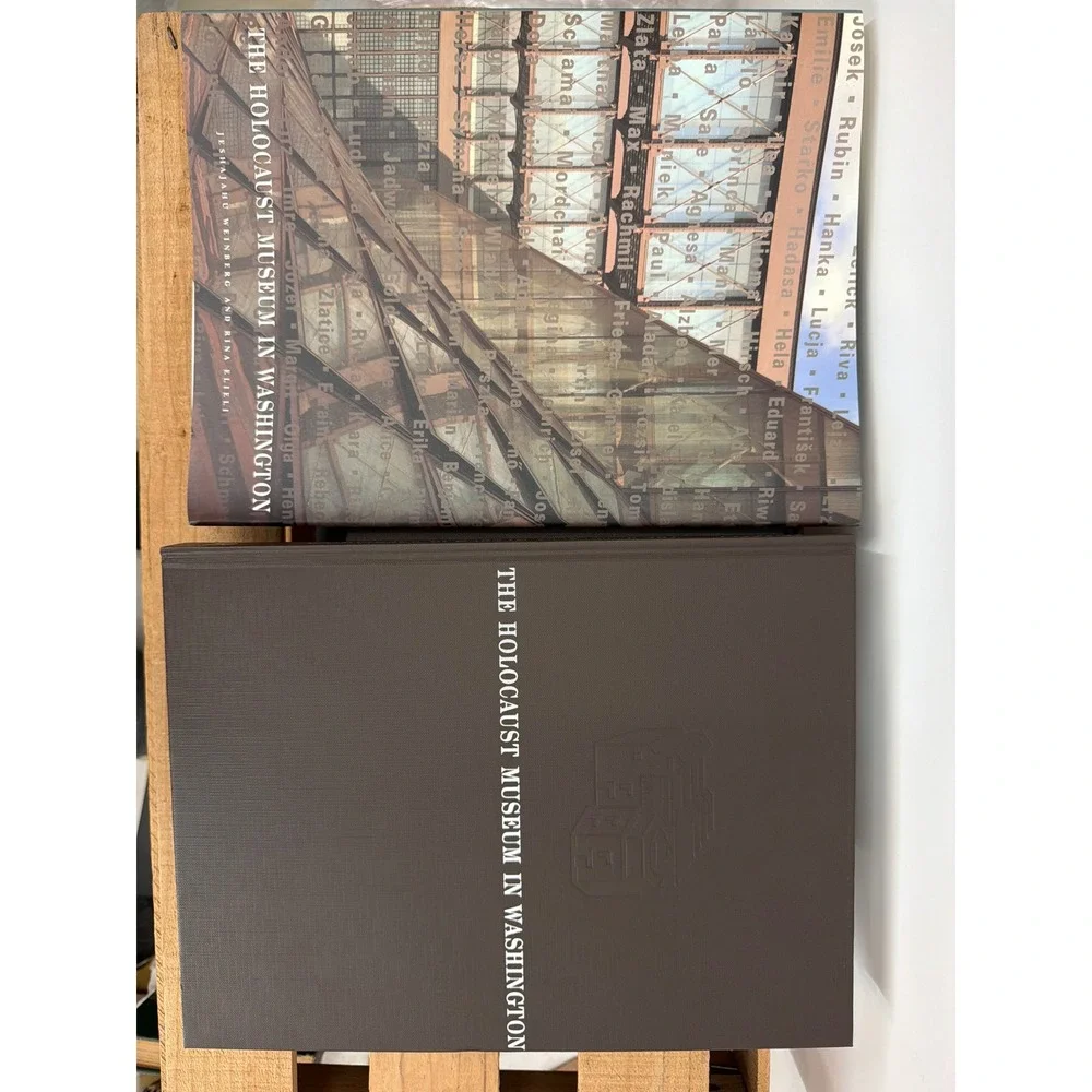 The Holocaust Museum in Washington Rizzoli 1995 Hardcover Book First Edition